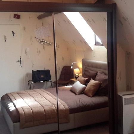 Bed and Breakfast Fred Et Jules Beaulieu-sur-Dordogne Habitación foto